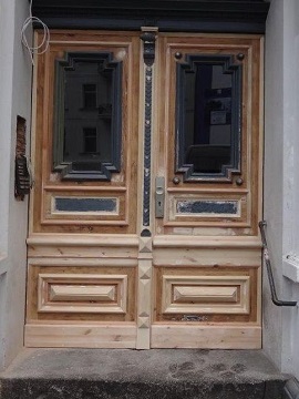 Altberliner-Eingangsportal Sanierungsarbeiten