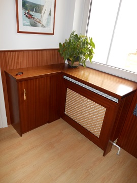 Einbauschrank-Heizkoerperverkleidung-Fensterbrett