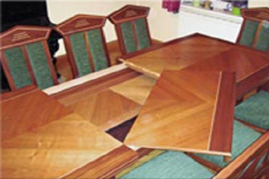 Mahagonitisch ausziehbar