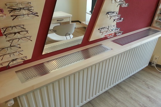 Heizkoerperverkleidung als Ablage